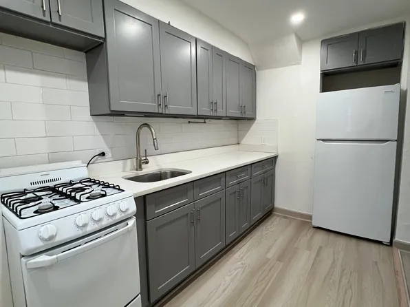 60-57 59th Avenue image 7 of 9