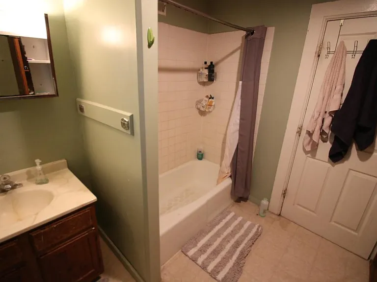 Full bath