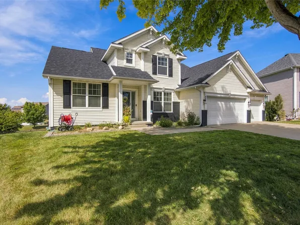 924 NE Otter Ridge Cir, Ankeny, IA 50021