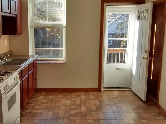 5th image of 4115 Oregon Ave #A