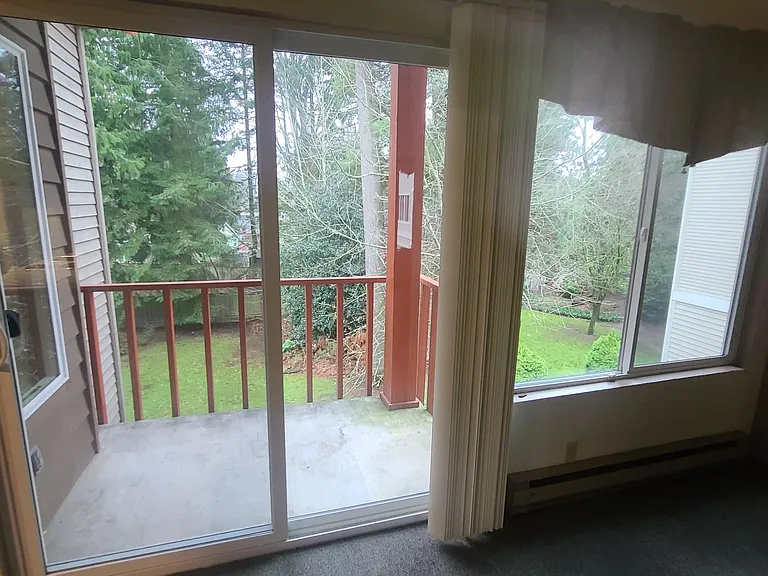 12044 15th Ave NE #102 — Photo 17
