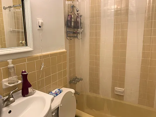 Rented by Joe Gotham LTD | media 4