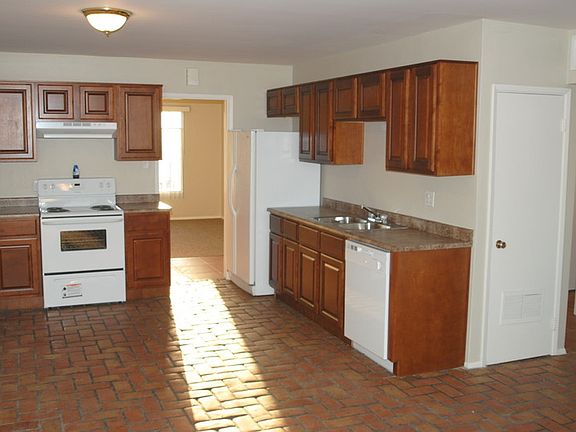 3rd image of 6708 N 26th Dr
