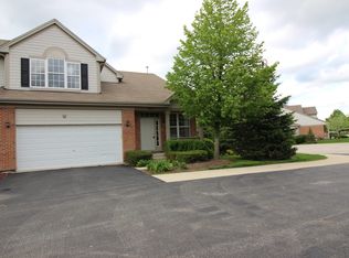 802 Spencer Ln, Lake Zurich, IL 60047