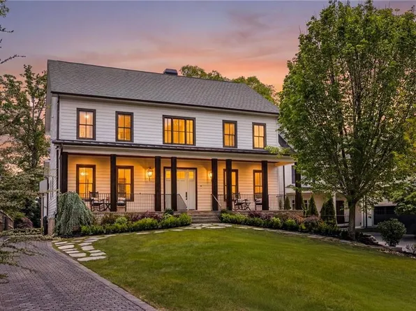 2623 Green Meadows Ln, Atlanta, GA 30319