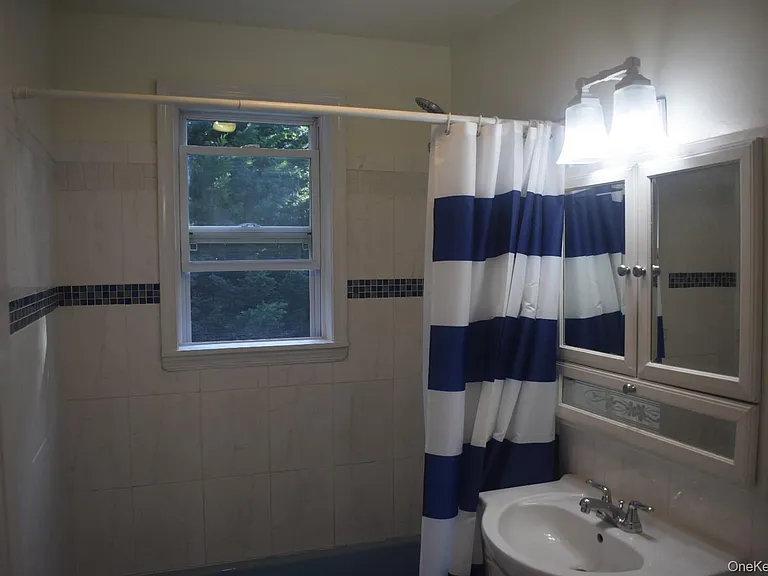 53 Magnolia Dr — Photo 14
