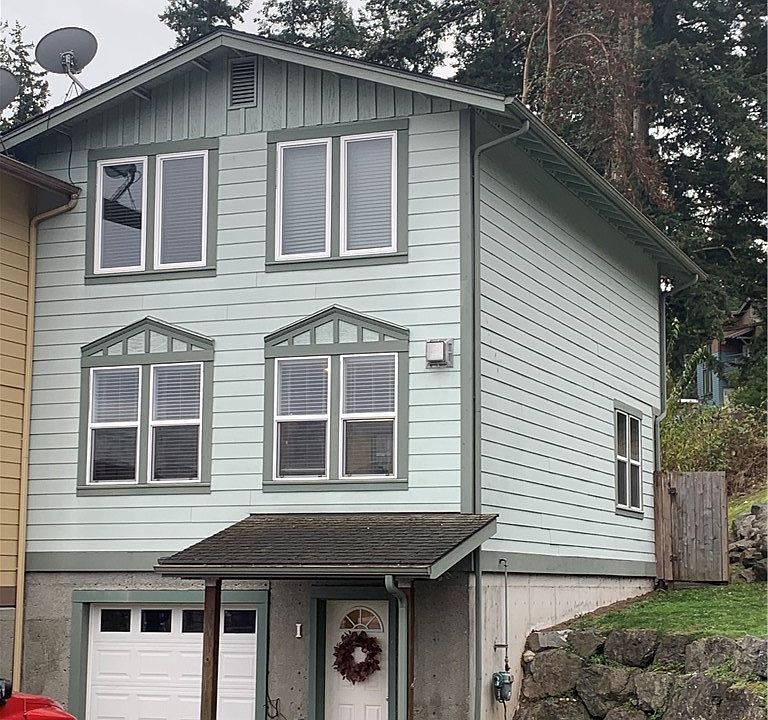 1st image of 1014 Park St Unit I