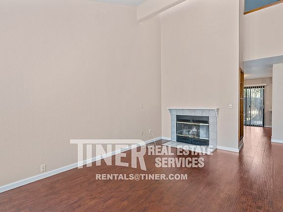 3rd image of 14 Sea Lion Ct