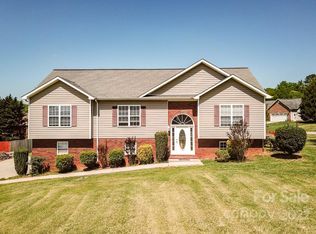 2276 Burris Rd, Conover, NC 28613