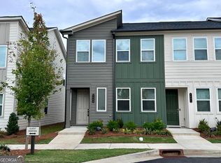 1489 Pinedale Crst NW, Atlanta, GA 30318