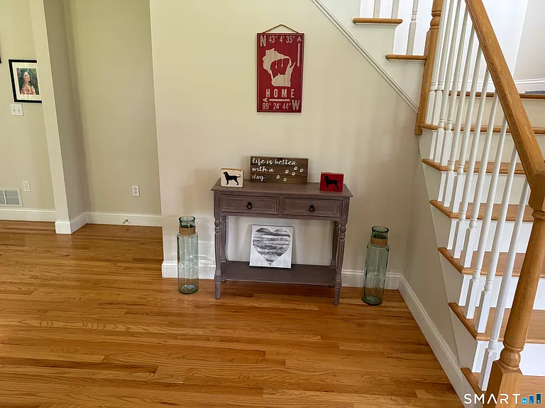 405 Washington Dr — Photo 10
