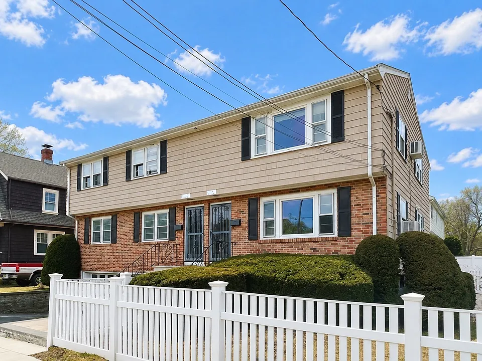 22 Chandler St #2