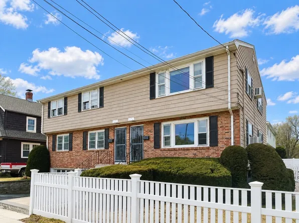 22 Chandler St #2, Watertown, MA 02472