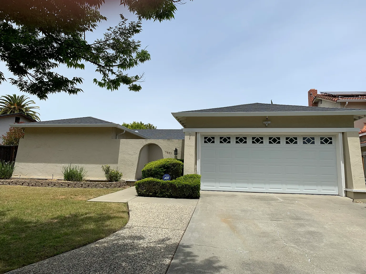 5885 Castano Dr photo 1