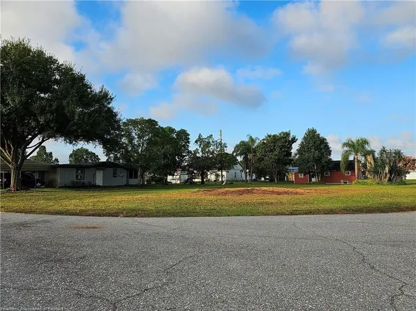 348 Serenade Dr #26, Lake Placid, FL 33852