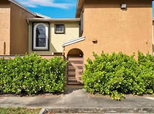 8121 NW 71st Ct, Fort Lauderdale, FL 33321