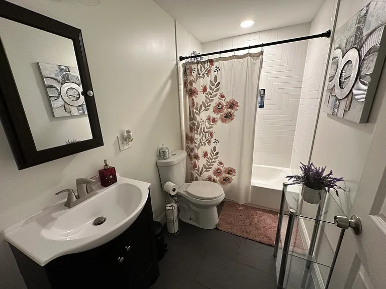 1905 Columbus Ave #1 — Photo 4