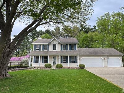 5 Shore Manor Dr, Bristol, IN, 46507