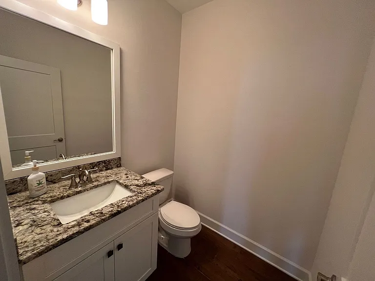 5148 Sandy Shores Dr — Photo 28