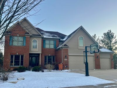 (Undisclosed Address), Sugar Grove, IL, 60554