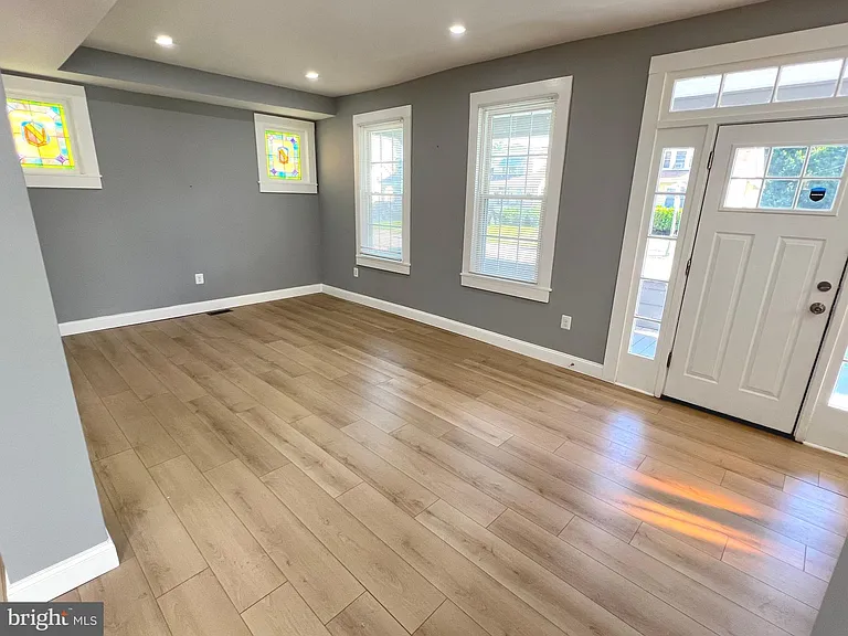 3119 Harview Ave — Photo 9