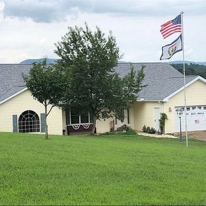 265 Limousin Rd, Maysville, WV, 26833