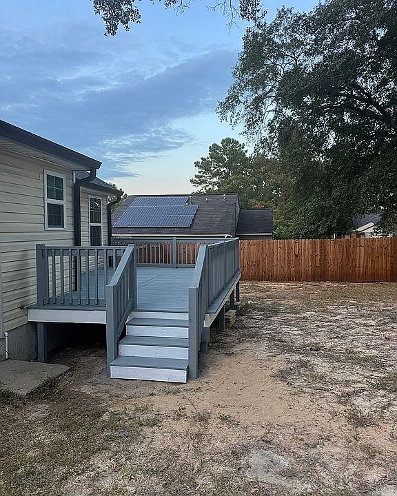 1st image of 504 Greenlake Dr