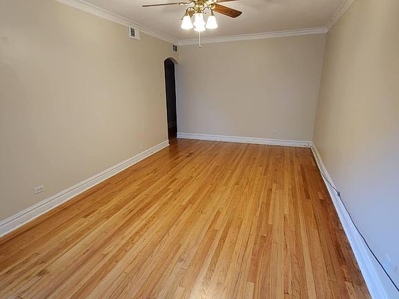 2nd image of 3751 W Dickens Ave APT 2