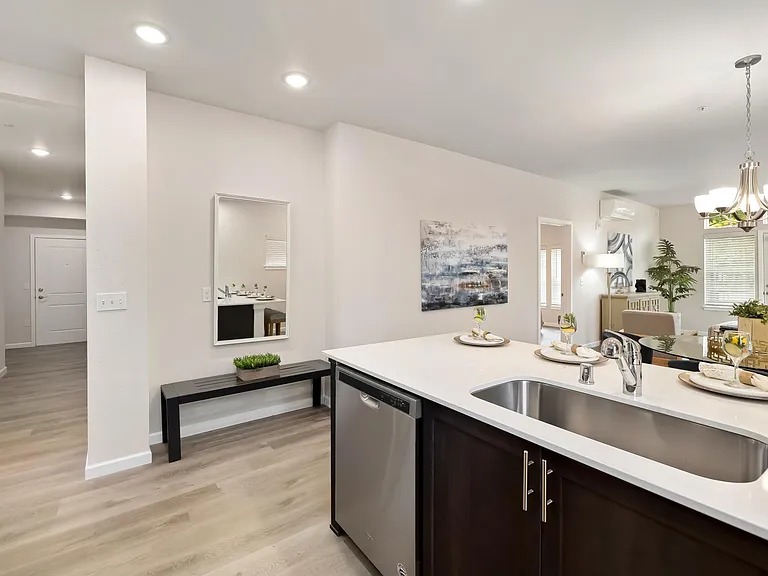 Ward Lake Apartments — Photo 33