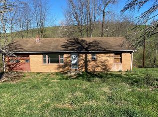 811 Meadowbrook Dr, Chilhowie, VA 24319