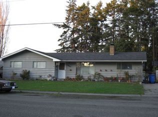 1860 NE 8th Ave, Oak Harbor, WA 98277
