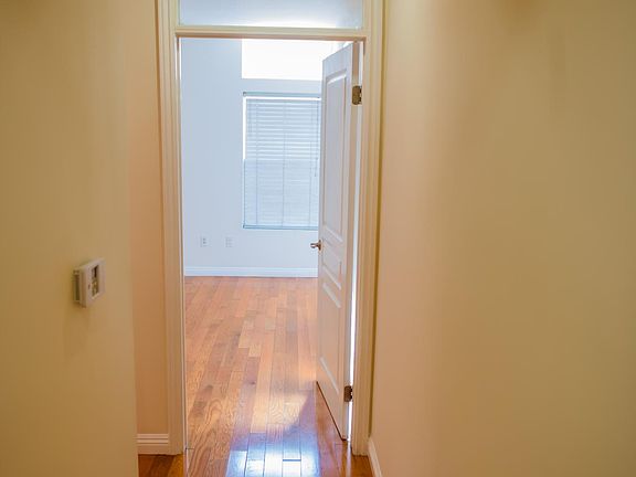 4th image of 1466 S Bedford St