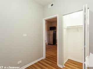 1437 N Cleaver St #1412, Chicago, IL 60642