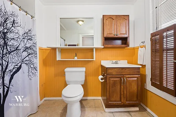 Rented by Warburg | media 24