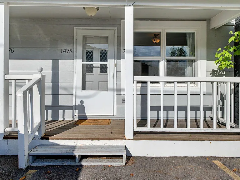 1478 Park Ave — Photo 22
