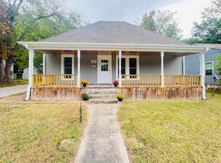 747 Bates St, Batesville, AR 72501