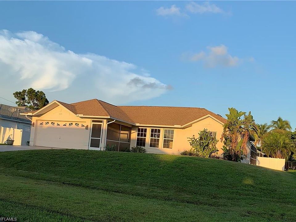 1st image of 3039 SW 15th Pl