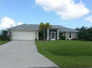 304 SW 24th Pl, Cape Coral, FL 33991