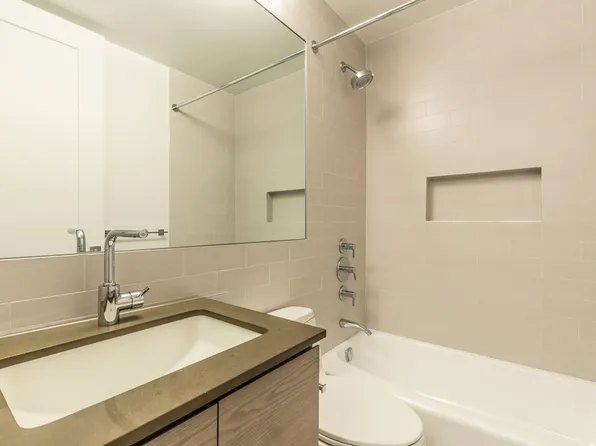 201 East 86th Street image 4 of 15