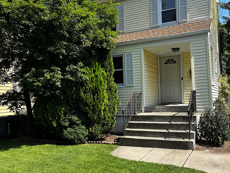 613 Martense Ave — Photo 23