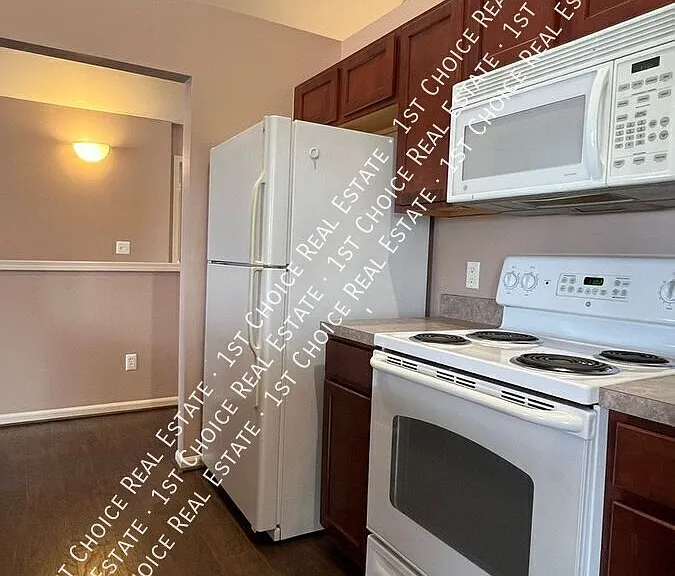 635 Worthington Dr — Photo 6