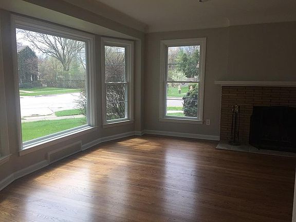 2nd image of 4400 Seminole Dr