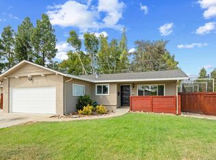 401 Arnold Dr, Gilroy, CA 95020