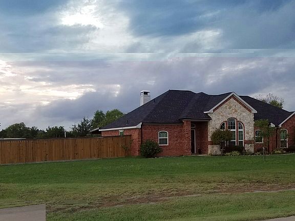 2nd image of 722 Country Manor Ln