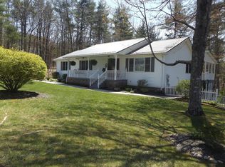 120 Ridgecrest Dr, Hillsville, VA 24343