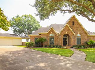 1403 Bittersweet Ct, Richmond, TX 77406