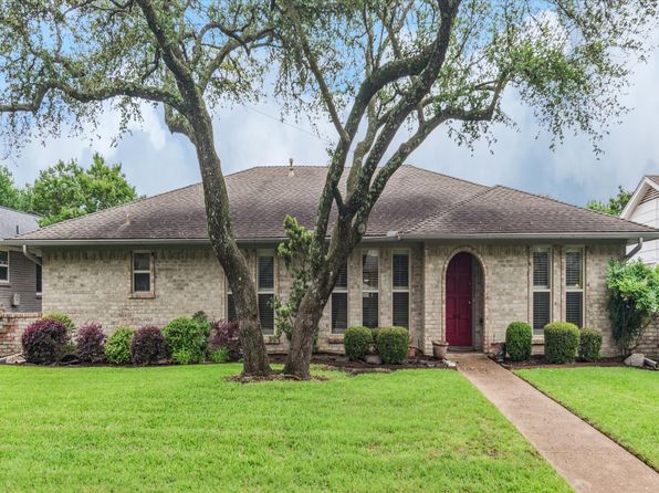 7412 Alto Caro Dr, Dallas, TX 75248