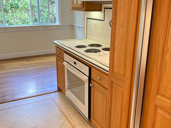 4th image of 1243 Laurel St