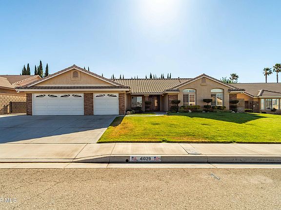 2nd image of 41029 Walrus Way