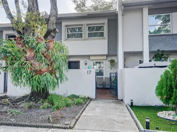 14115 SW 66th St APT I7, Miami, FL 33183